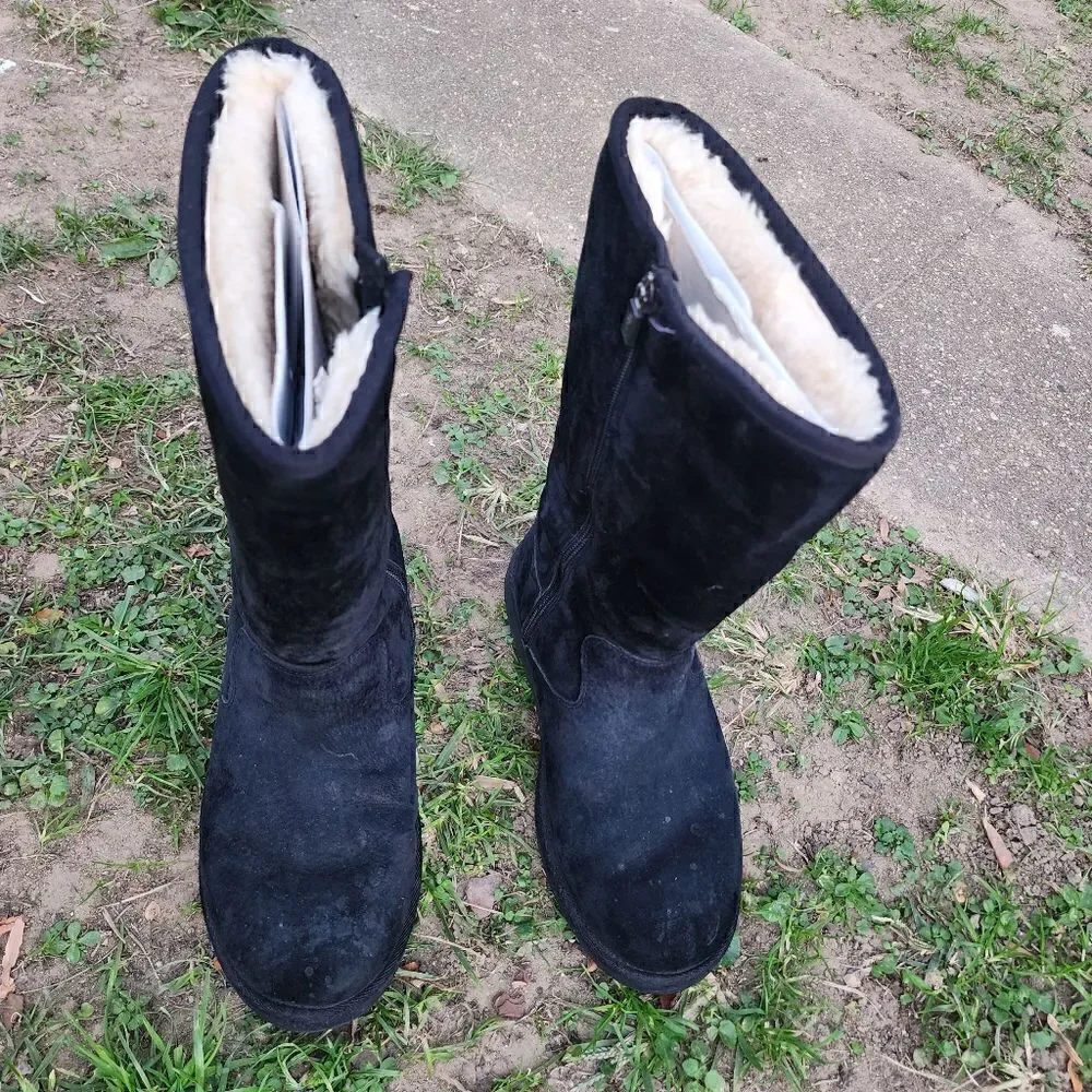 UGG AUSTRALIA - Womens Winter Boots - SIZE 8